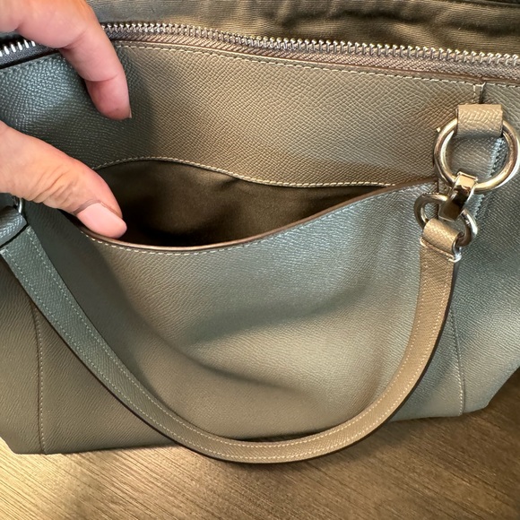 *SOLD* Coach Handbag - Tote - Picture 8 of 9